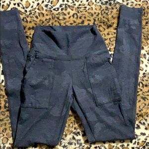 American Eagle leggings